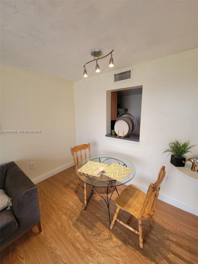 1740 NW N River Dr , Unit 512, Miami, FL 33125 Photo