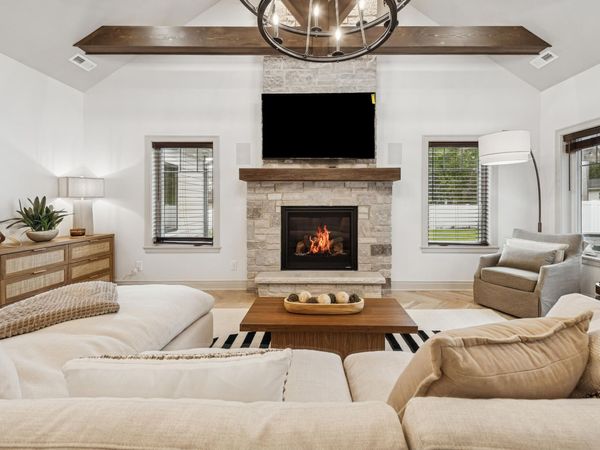 3134 East Dr, Lake Geneva, WI 53147