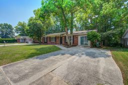103 Water Oak Drive photo 4