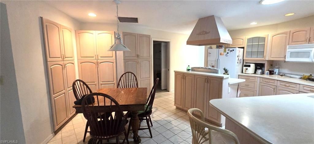 5869 Tallowood Cir, Fort Myers, FL 33919 Photo