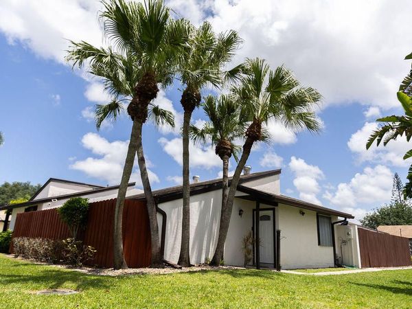 4978 Alder Drive, Unit B, West Palm Beach, FL 33417