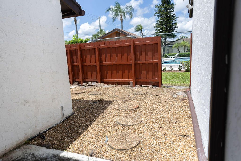 4978 Alder Drive, Unit B, West Palm Beach, FL 33417 Photo