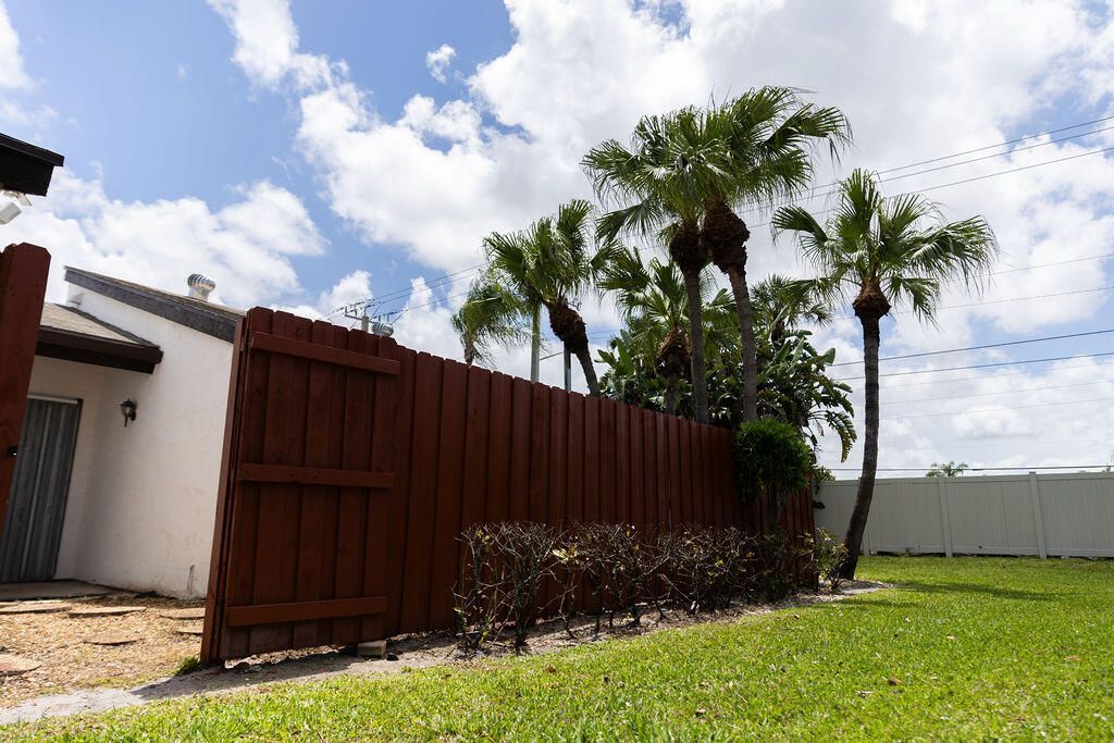 4978 Alder Drive, Unit B, West Palm Beach, FL 33417 Photo