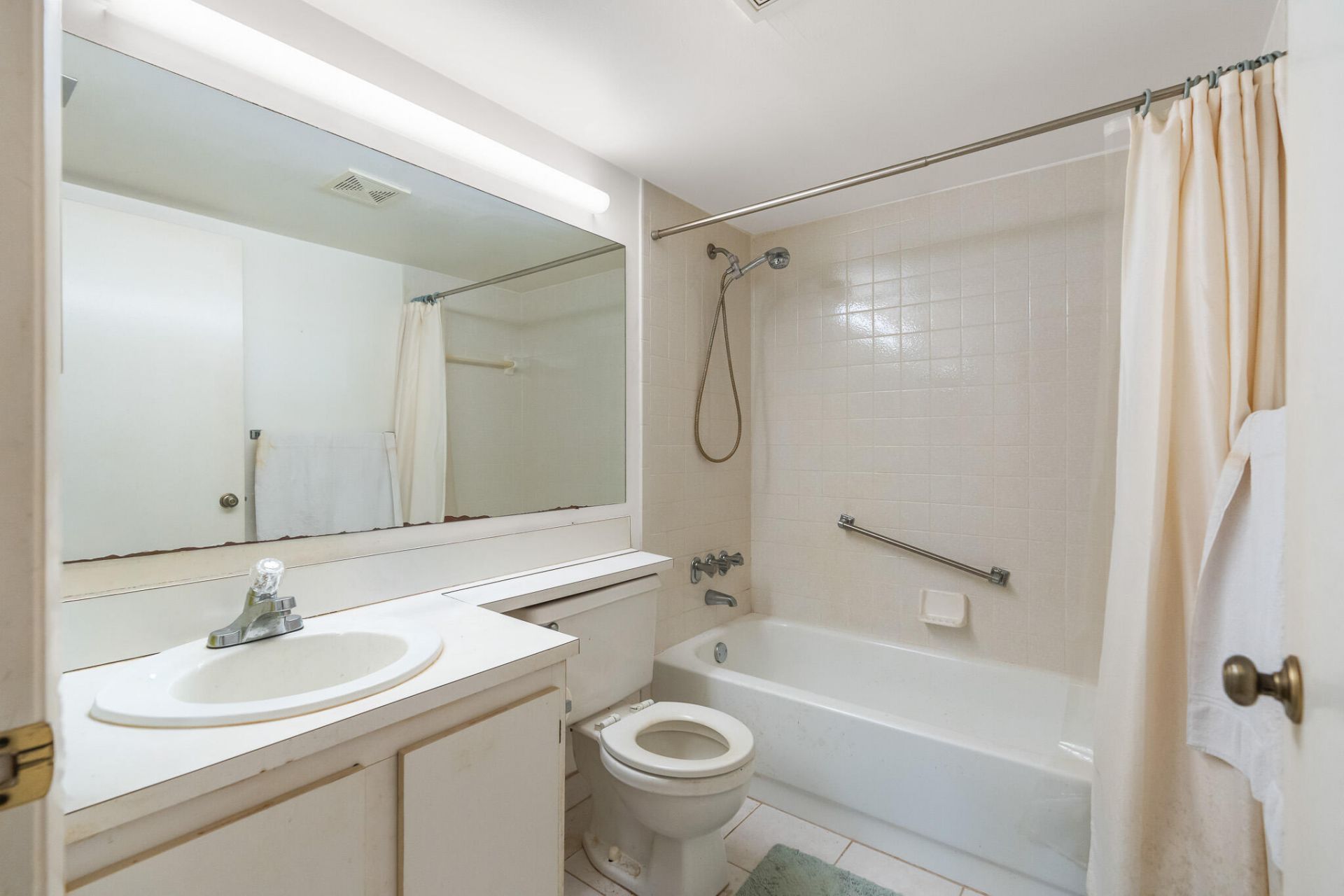713 Sunny Pine Way, Unit G1, Greenacres, FL 33415 Photo