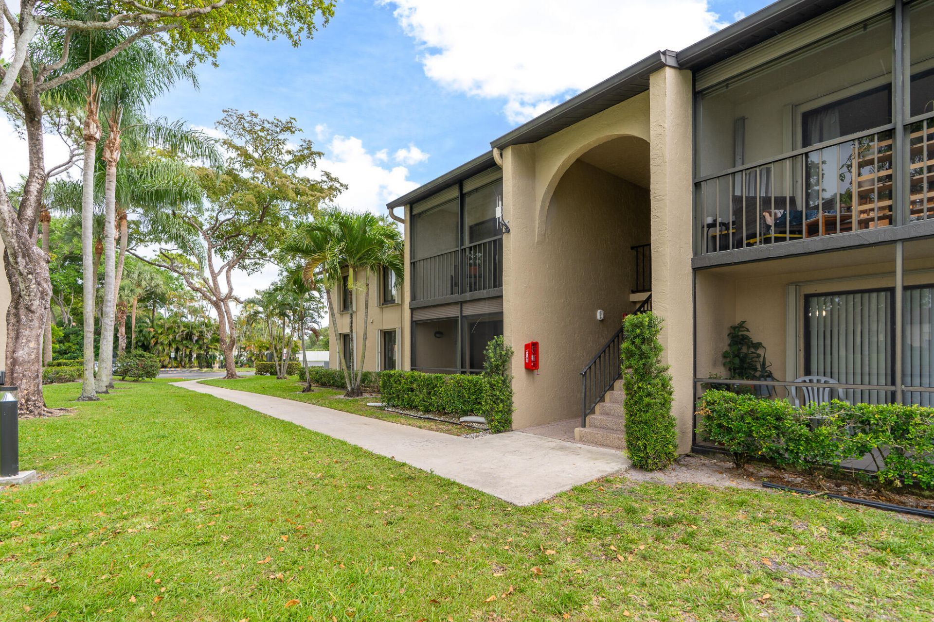 713 Sunny Pine Way, Unit G1, Greenacres, FL 33415 Photo