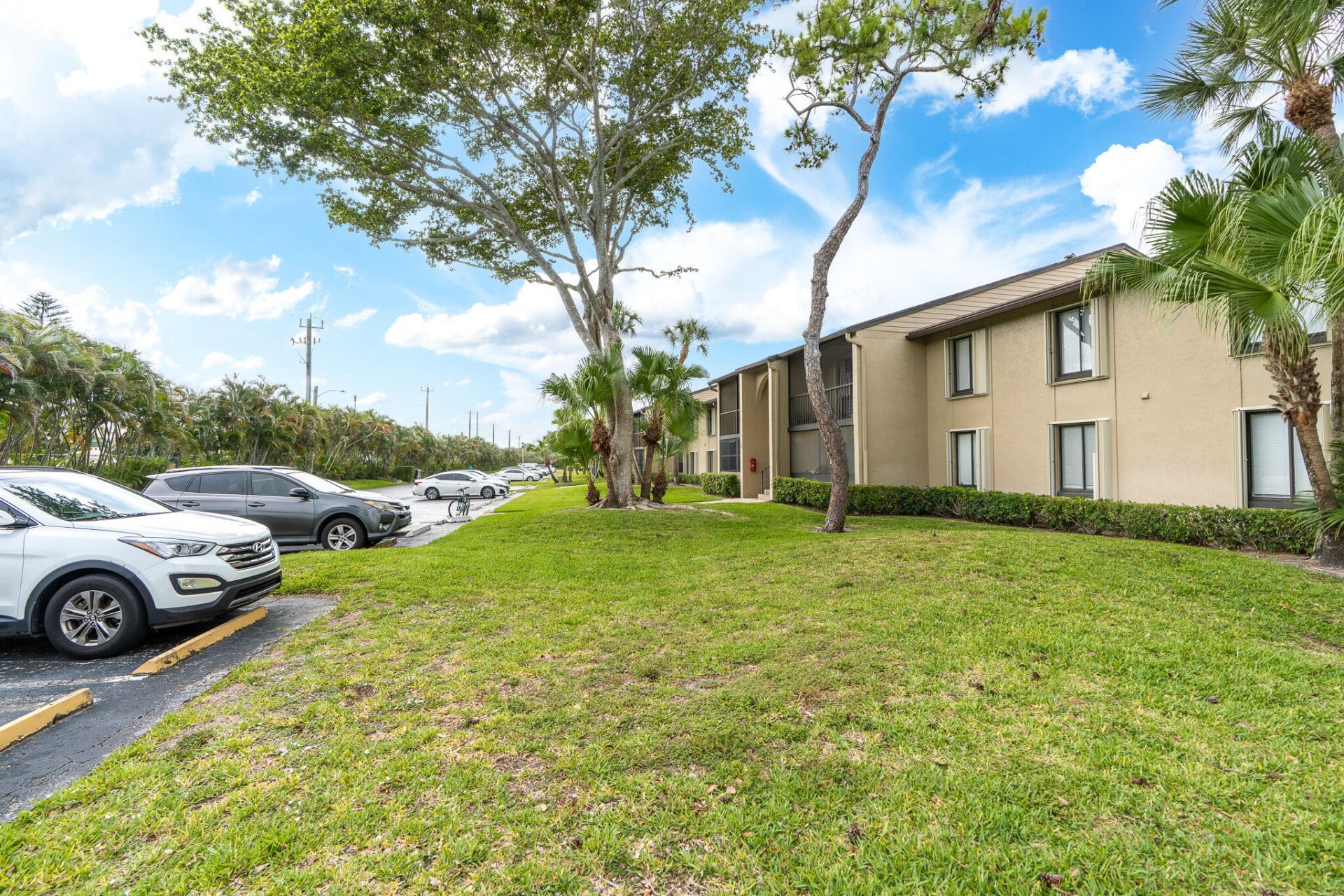 713 Sunny Pine Way, Unit G1, Greenacres, FL 33415 Photo