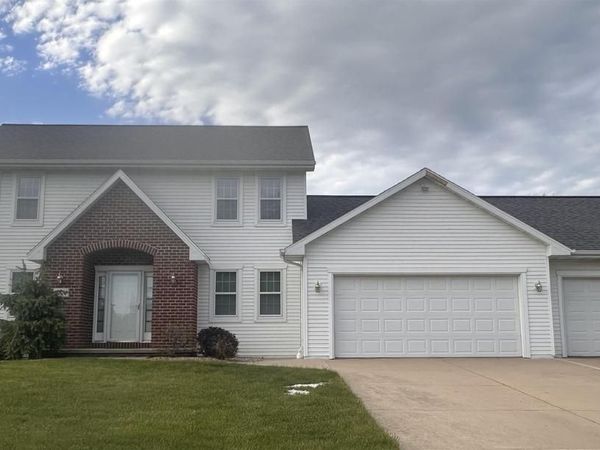 2704 BROOKVIEW DRIVE, Green Bay, WI 54313