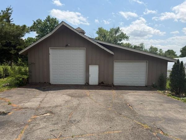 11709 W Harmony Lane, Olathe, KS 66062