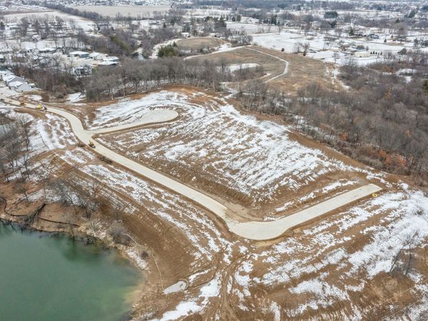 1230 Arbor Woods Drive, Pleasant Hill, IA 50327