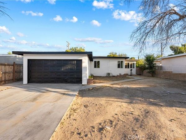1814 E Avenue Q11, Palmdale, CA 93550