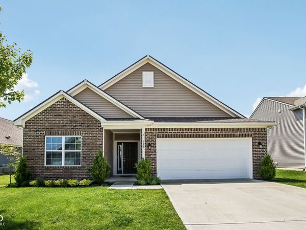 6627 Mayapple Drive , Pendleton, IN 46064