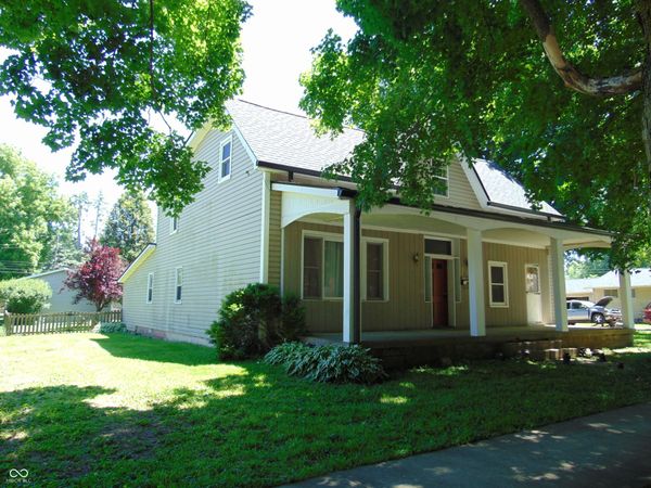 225 S Market Street, Thorntown, IN 46071