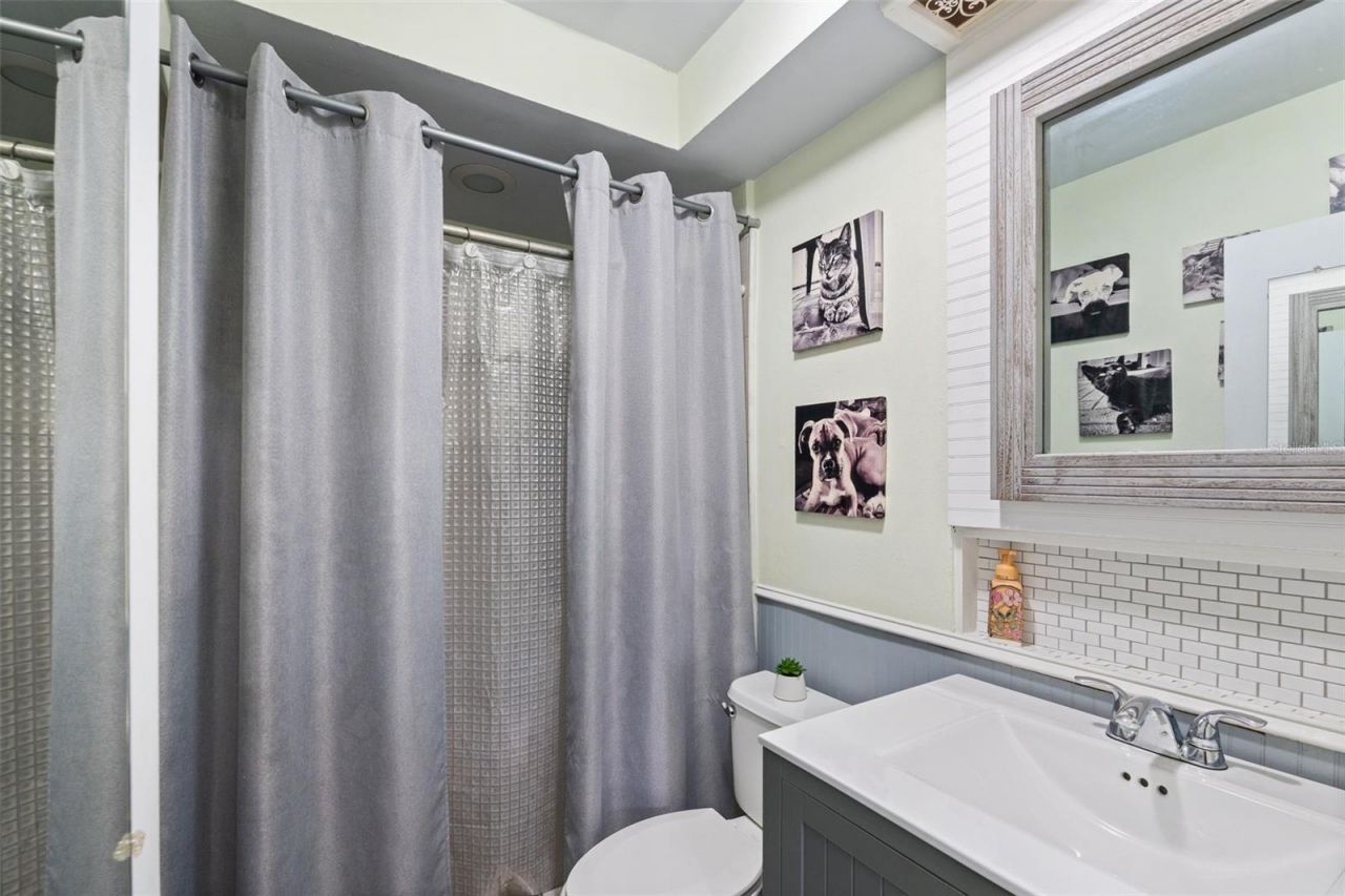 2712 Nancy Street , Sarasota, FL 34237 Photo