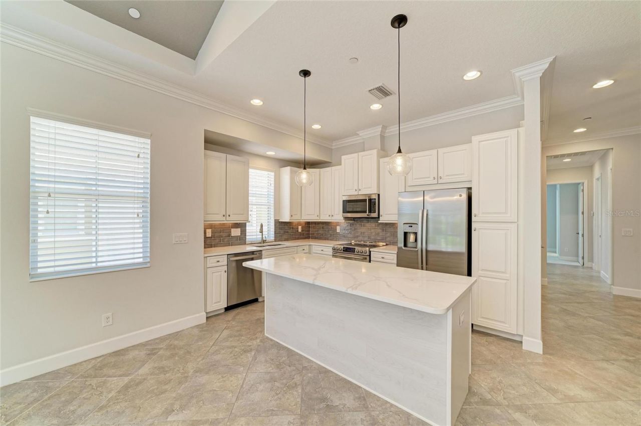 340 Sapphire Lake Drive , Unit 201, Bradenton, FL 34209 Photo