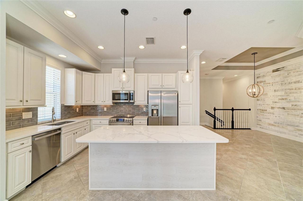 340 Sapphire Lake Drive , Unit 201, Bradenton, FL 34209 Photo