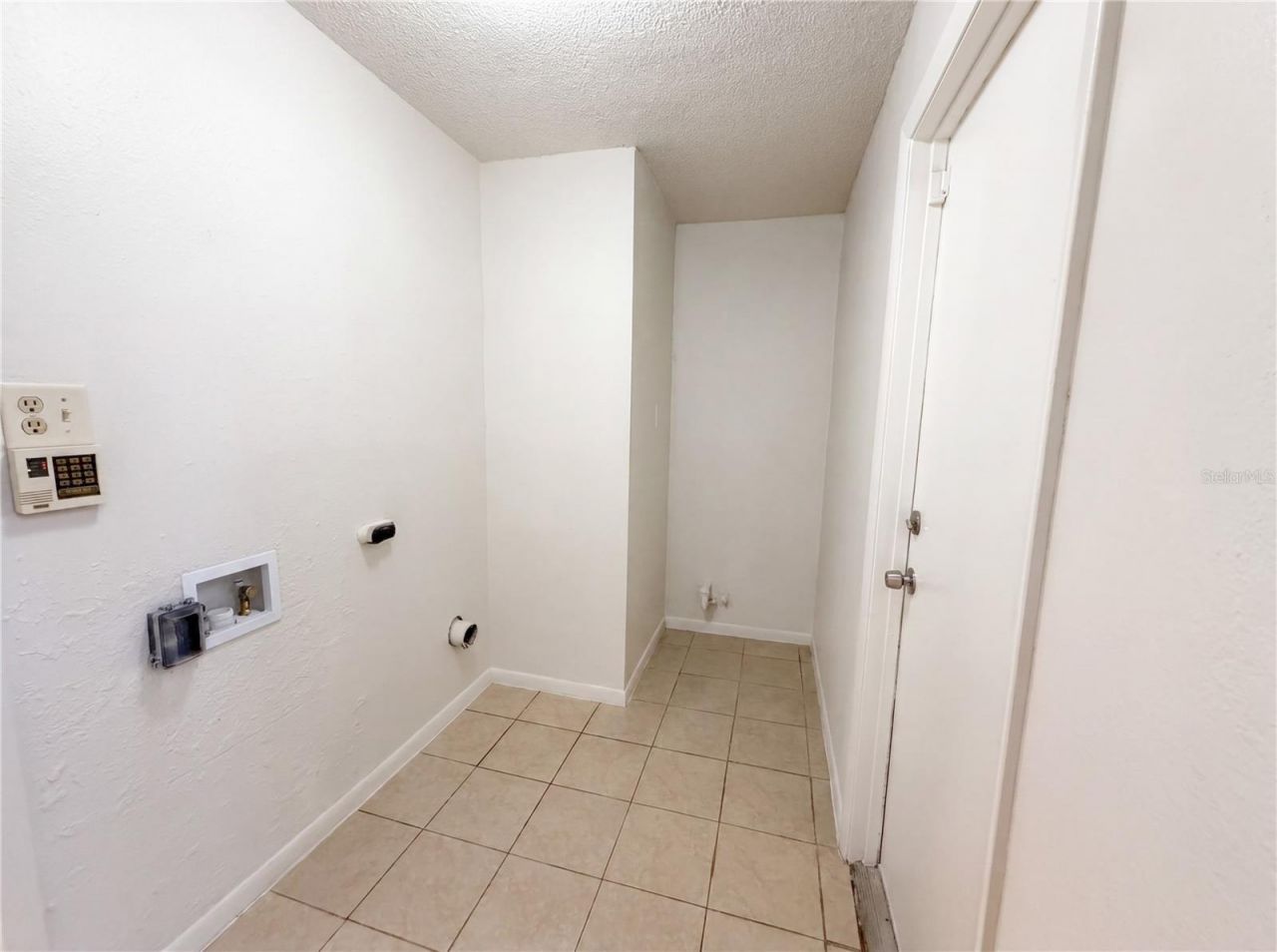 2534 Victarra Circle , Lutz, FL 33559 Photo