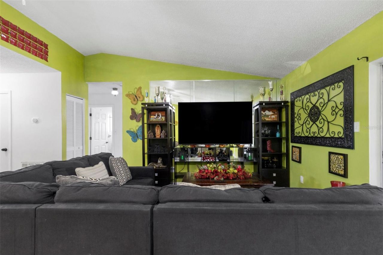 643 Bryan Terrace Drive, Brandon, FL 33511 Photo