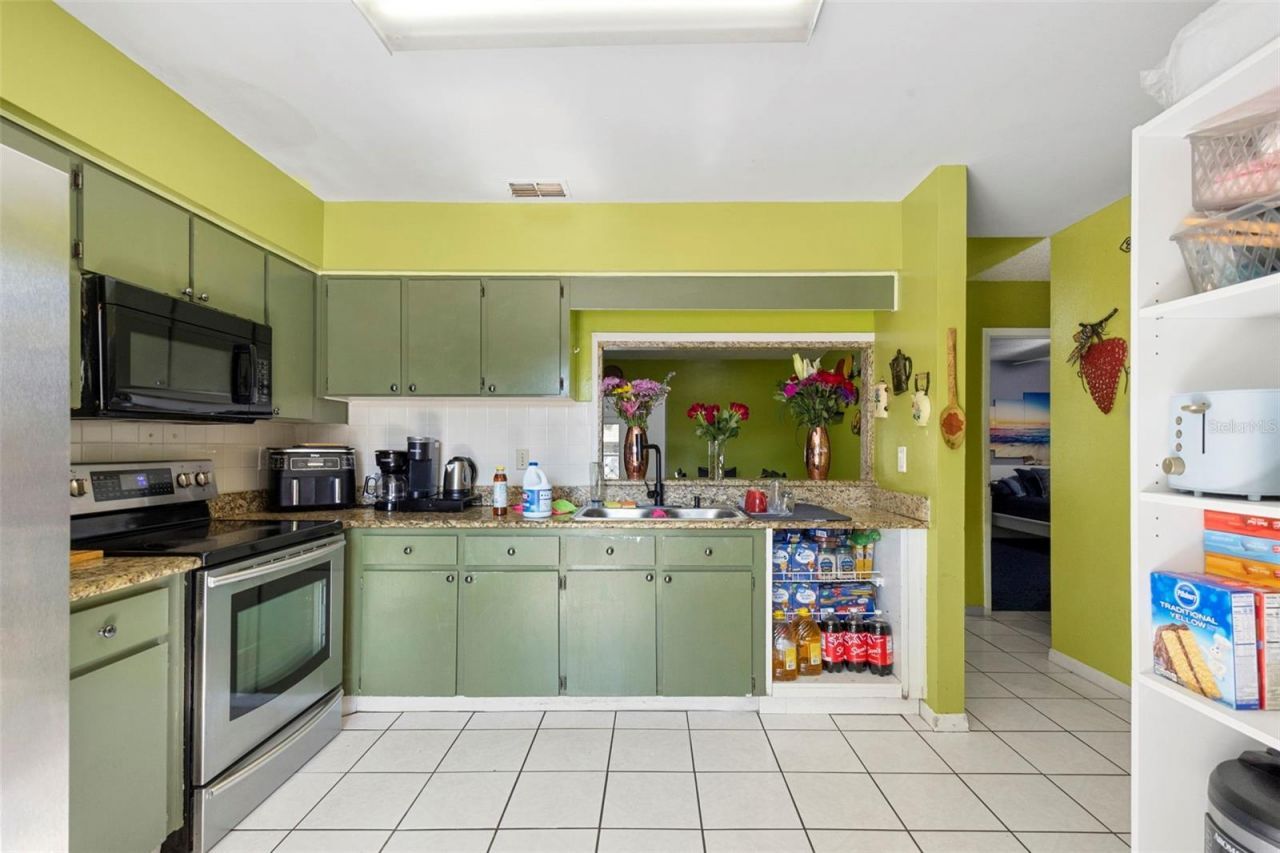 643 Bryan Terrace Drive, Brandon, FL 33511 Photo