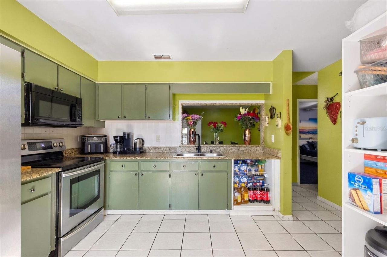 643 Bryan Terrace Drive, Brandon, FL 33511 Photo