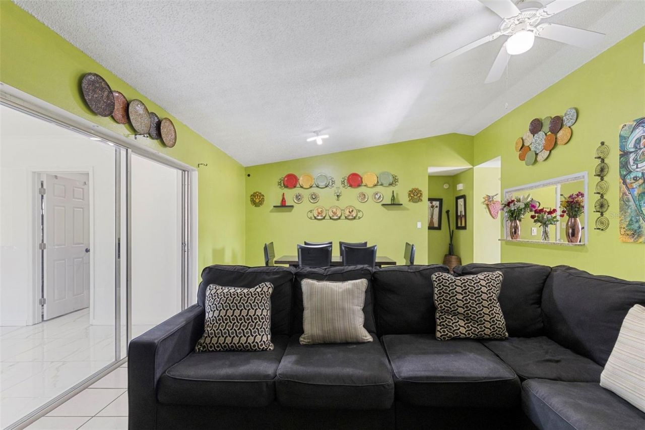 643 Bryan Terrace Drive, Brandon, FL 33511 Photo