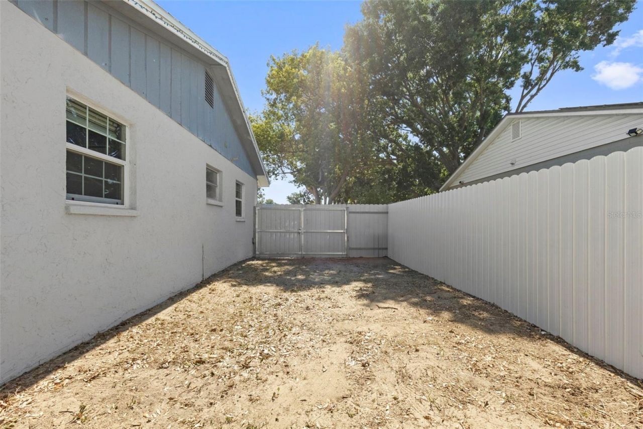 643 Bryan Terrace Drive, Brandon, FL 33511 Photo