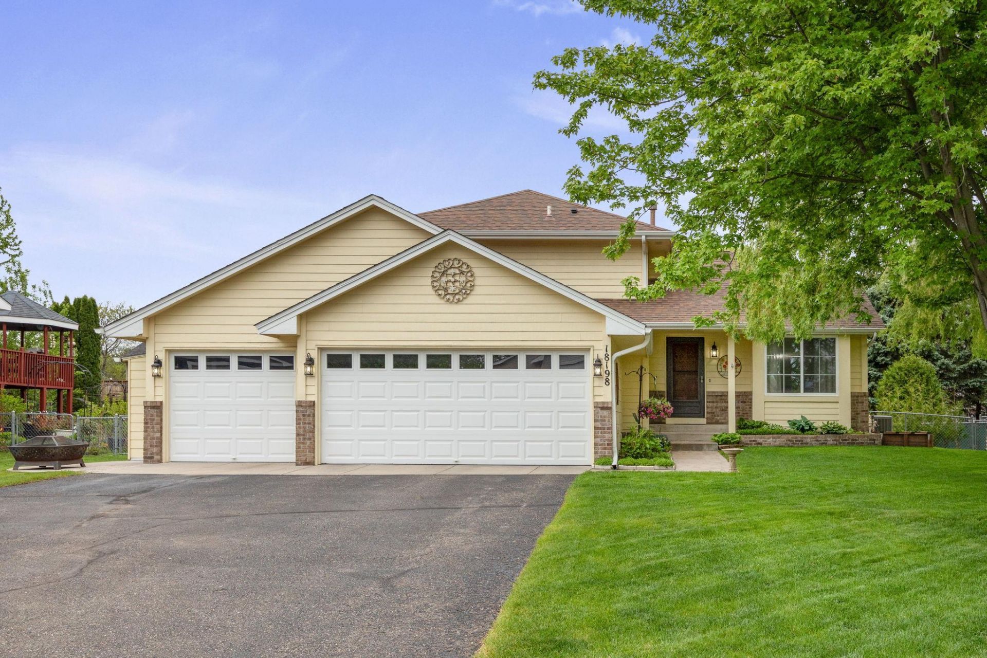 18198 Hudson Street Nw, Elk River, MN 55330 Main Photo
