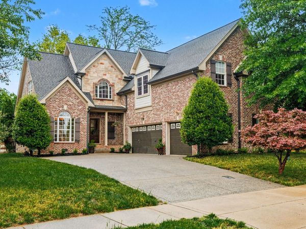 121 Ruland Cir, Hendersonville, TN 37075