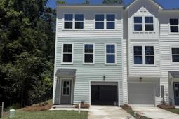 479 Caledon Court photo 4