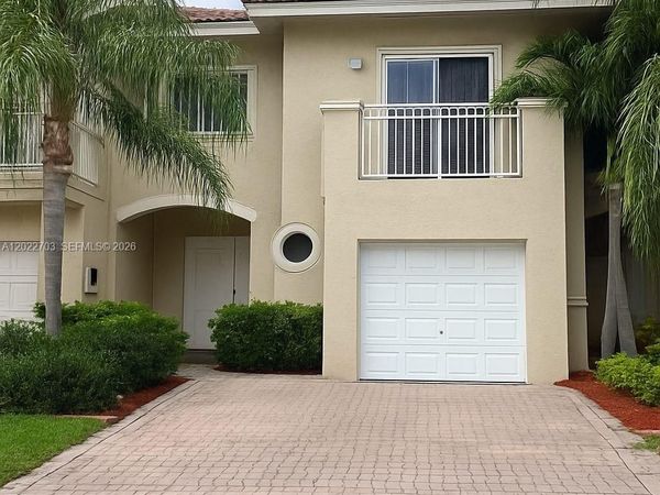 10190 SW 88th St , Unit 507, Miami, FL 33176