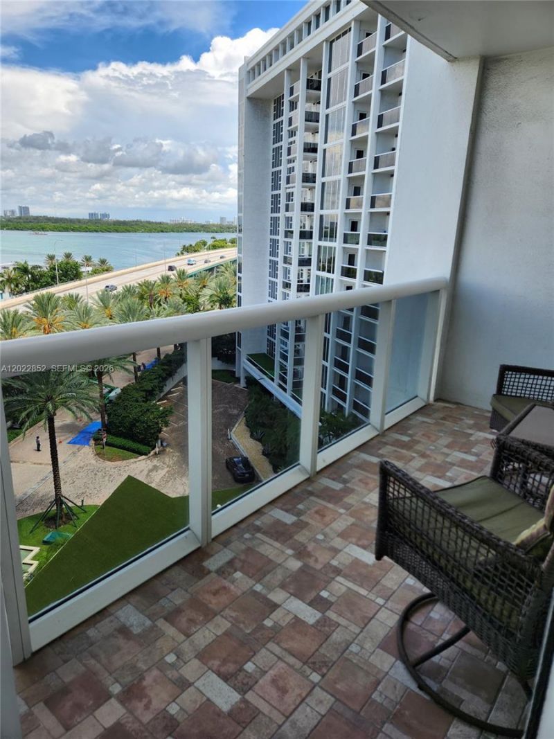 10275 Collins Ave, Unit 824, Bal Harbour, FL 33154 Photo