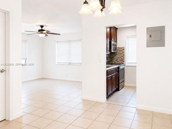 2225 Polk St , Unit 1B, Hollywood, FL 33020