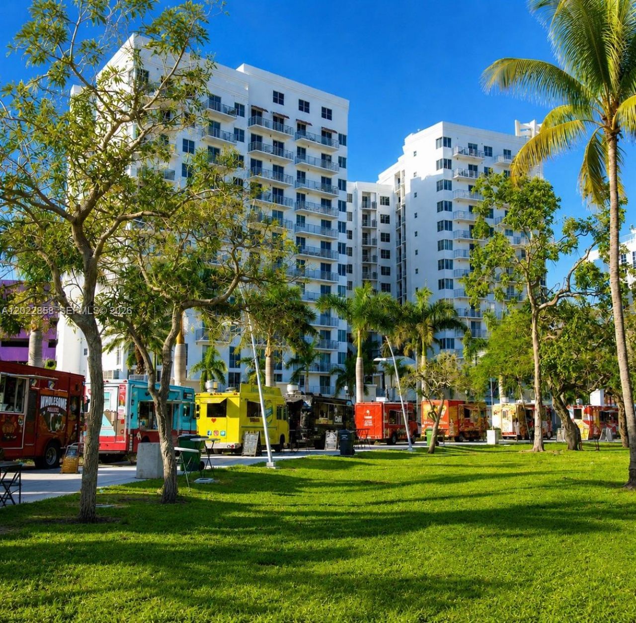 2225 Polk St, Unit 1B, Hollywood, FL 33020 Photo