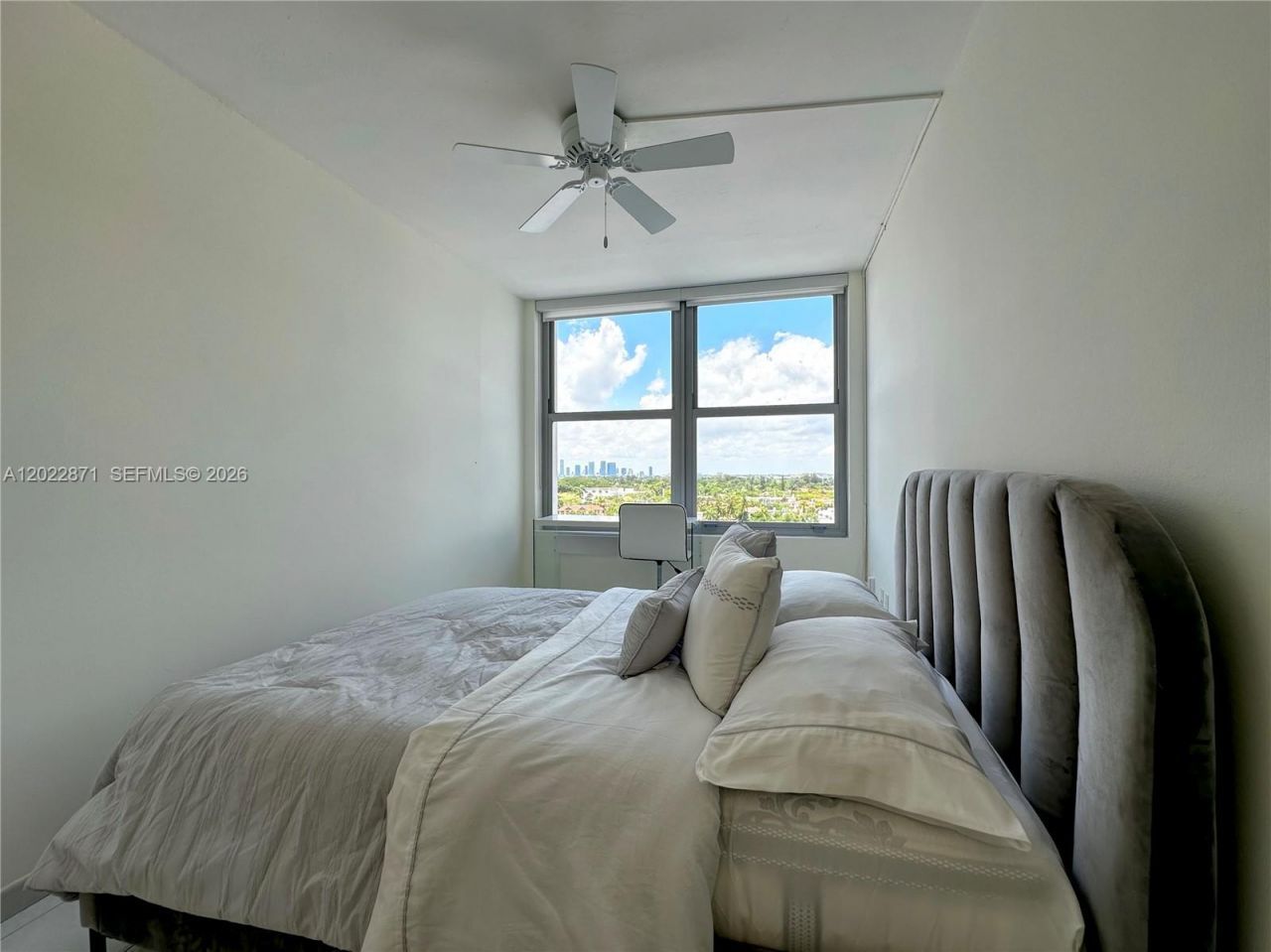2899 Collins Ave , Unit 1042, Miami Beach, FL 33140 Photo