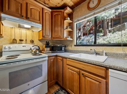 233 S Benjamin Drive, Unit A&B, Stateline, NV 89449 Photo
