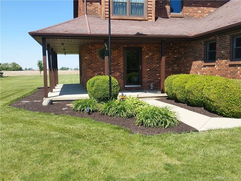 646 N Rangeline Road, Pleasant Hill, OH 45359 Photo 3