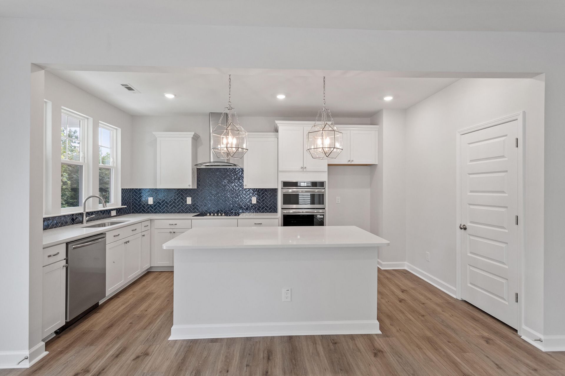 223 Crosswick Street Photo 10