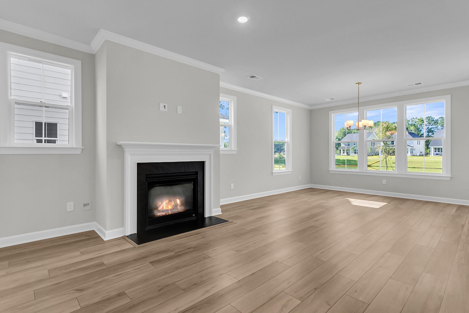 223 Crosswick Street Photo 17