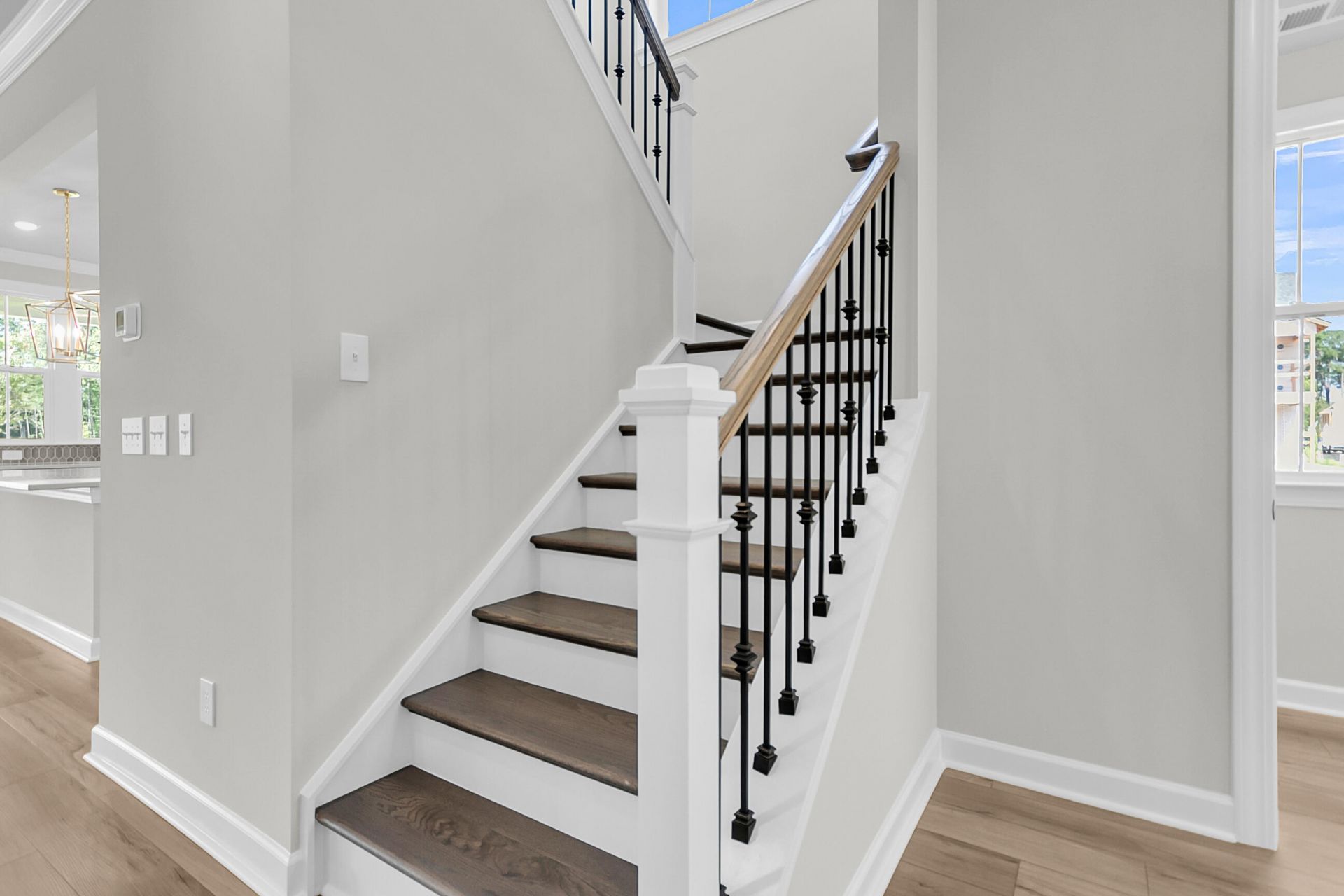 223 Crosswick Street Photo 21