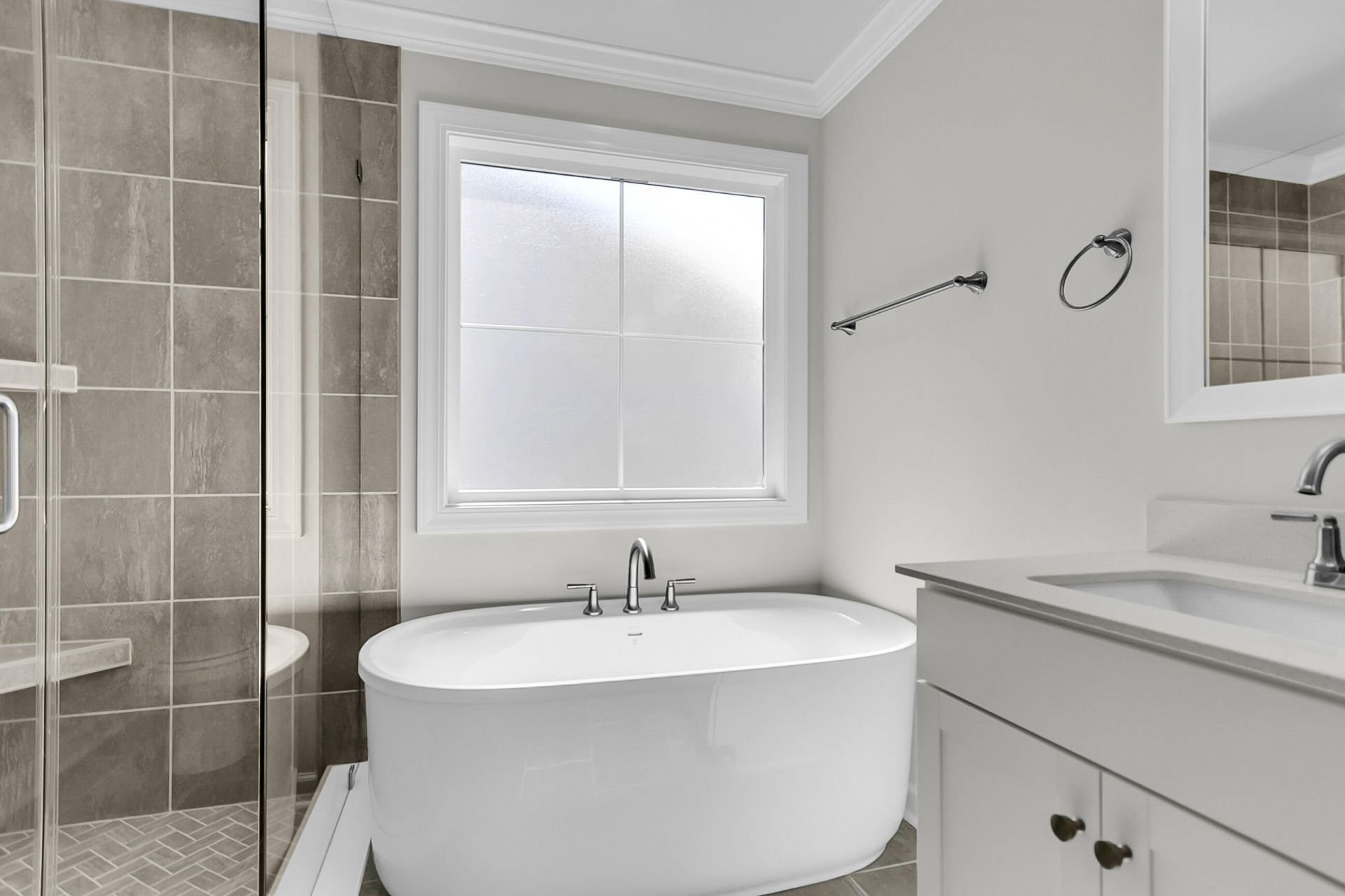 223 Crosswick Street Photo 26