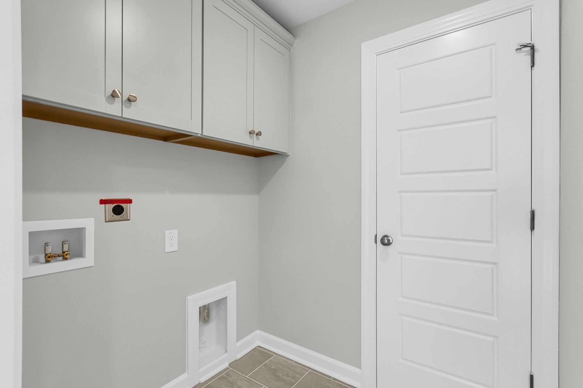 223 Crosswick Street Photo 37