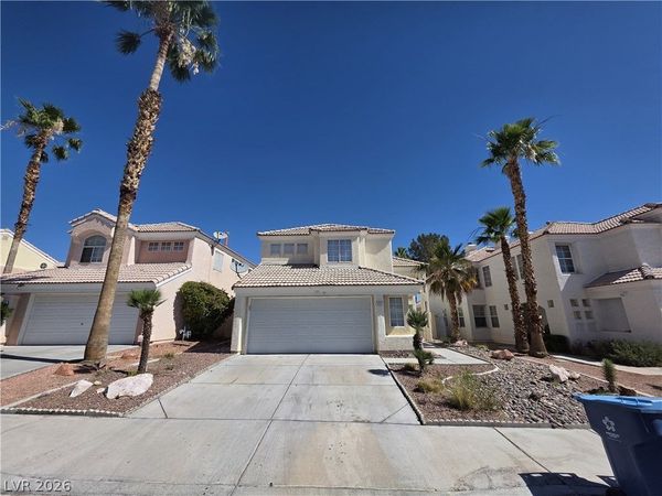 8008 Dover Shores Avenue , Las Vegas, NV 89128