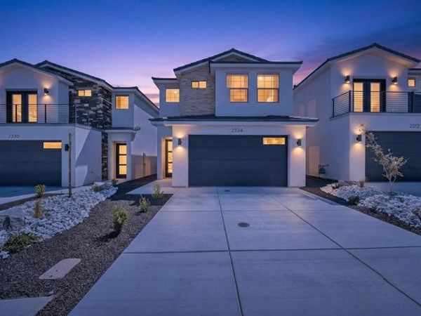 2324 E KIABITO LN , Unit 111, St. George, UT 84790
