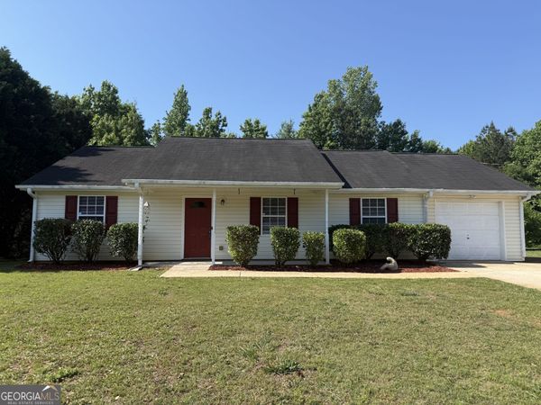 25 Hunters Ridge Drive, Covington, GA 30014