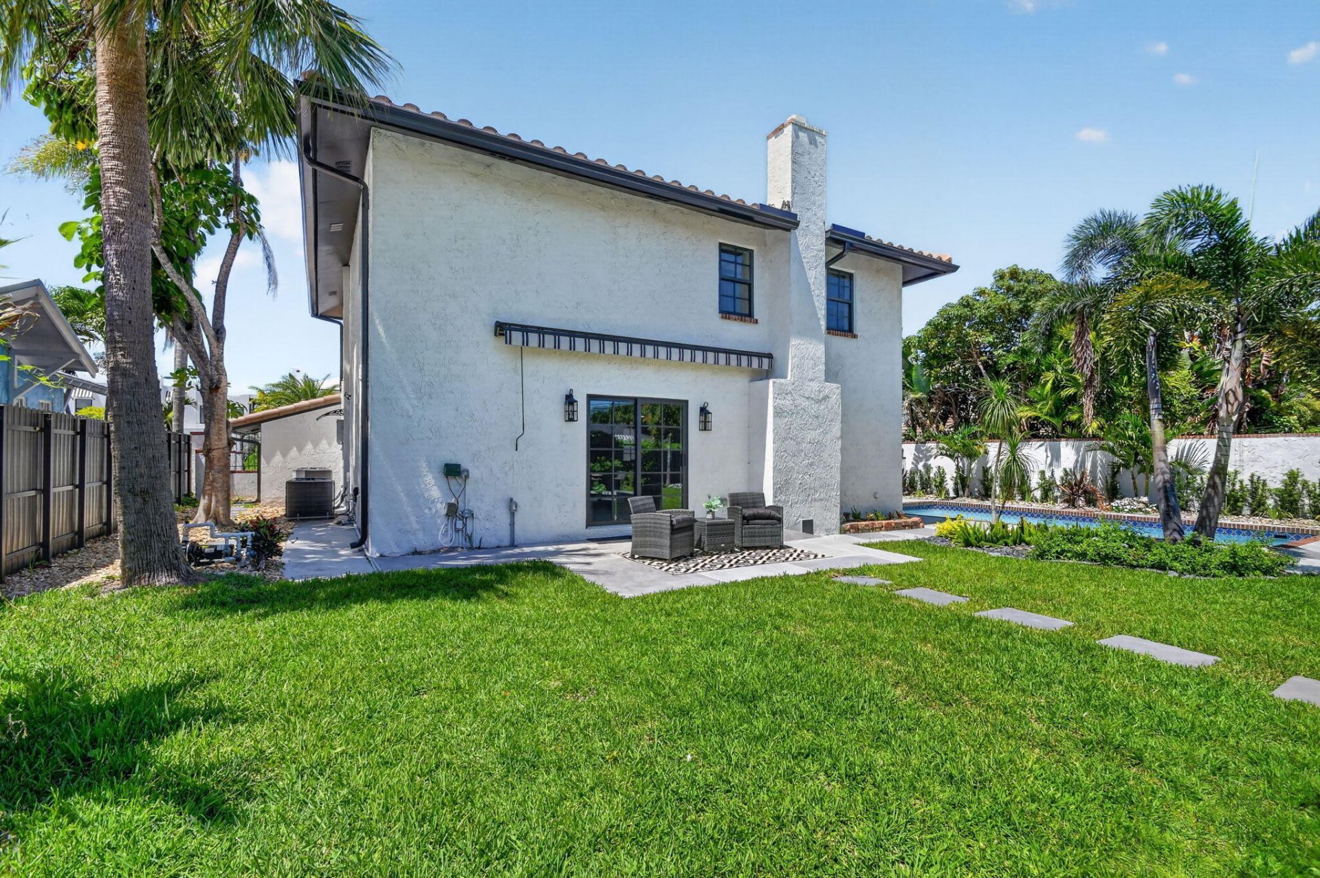 308 Greymon Drive, West Palm Beach, FL 33405 Photo