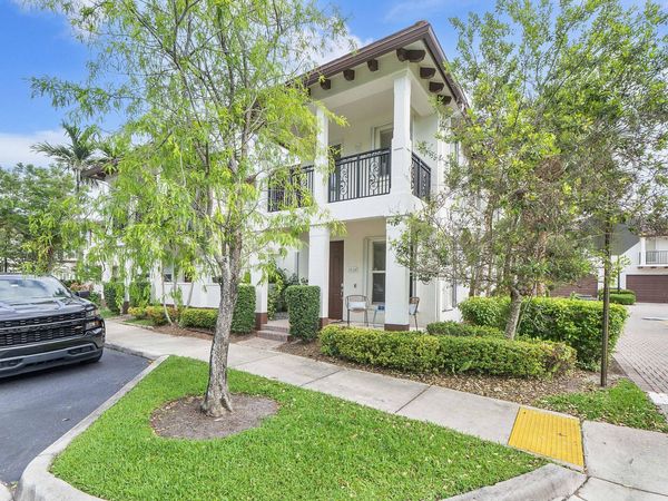 4760 Mimosa Place, Unit 1016, Coconut Creek, FL 33073