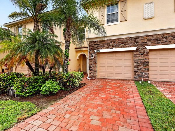 9654 SW Purple Martin Way, Stuart, FL 34997