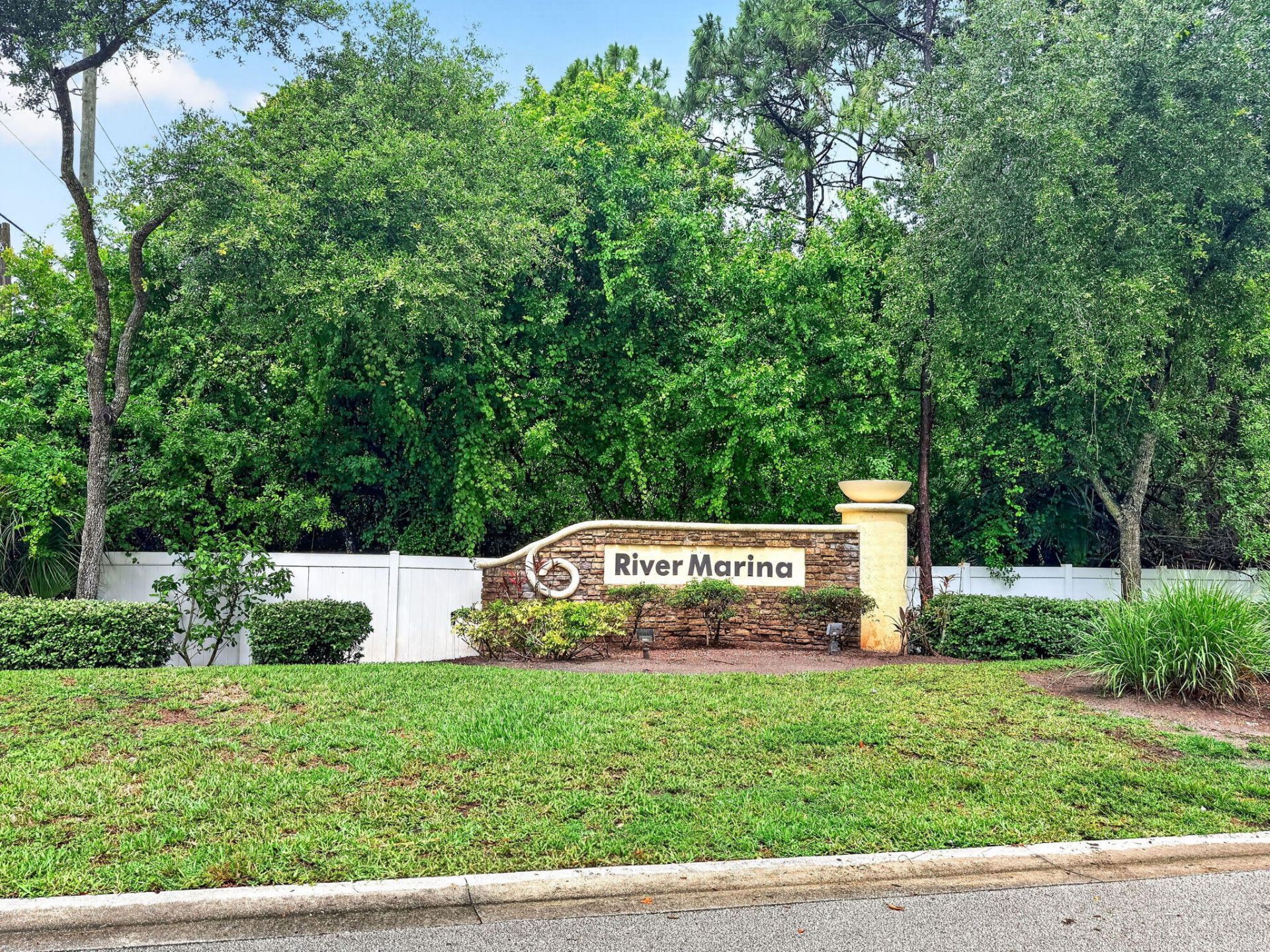 9654 SW Purple Martin Way, Stuart, FL 34997 Photo