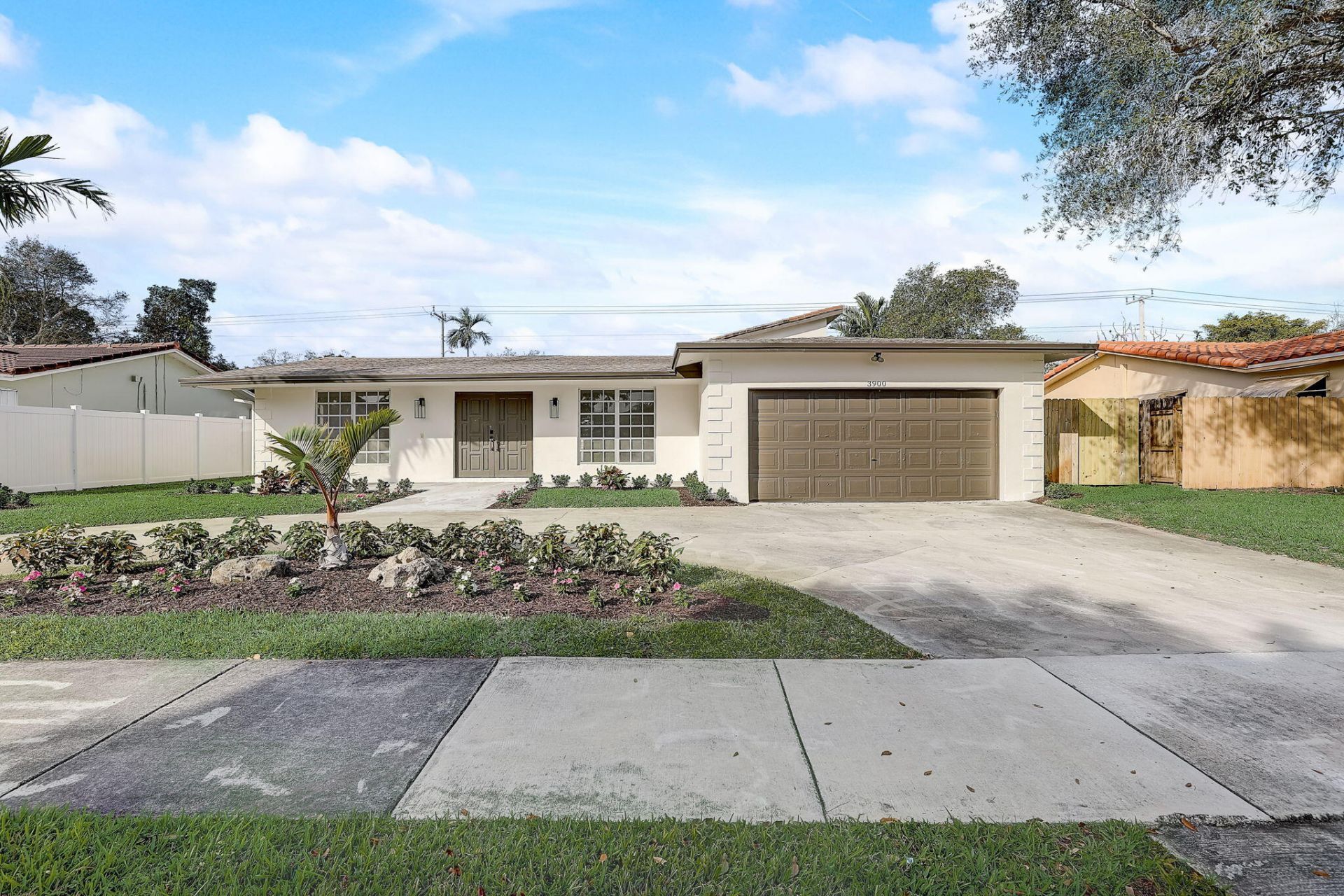 3900 N 45th Avenue, Hollywood, FL 33021 Photo