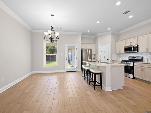 14518 Sterling Oaks Dr, Gonzales, LA 70737