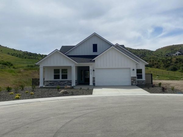 6735 E Emma Court, Unit 896, Eagle, ID 83629